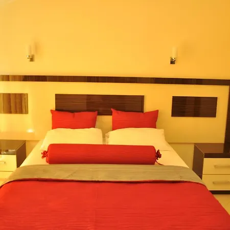 Gurol Hotel 3*